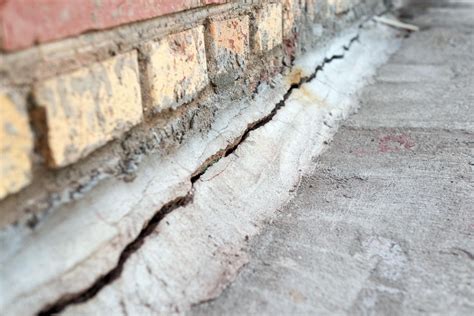 Foundation Cracks Close Up