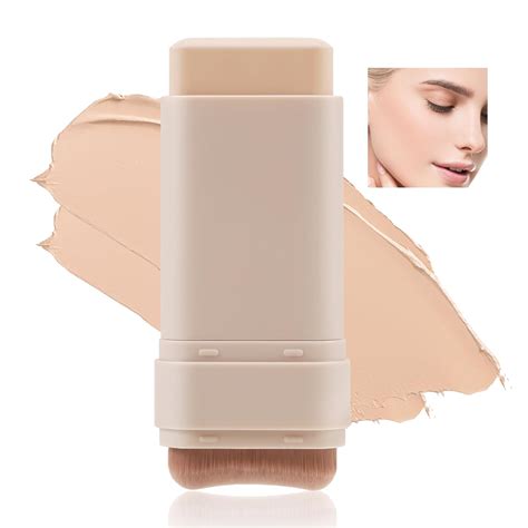 Foundation With Built-In Applicator