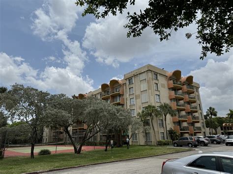 Fountains Condominium Association