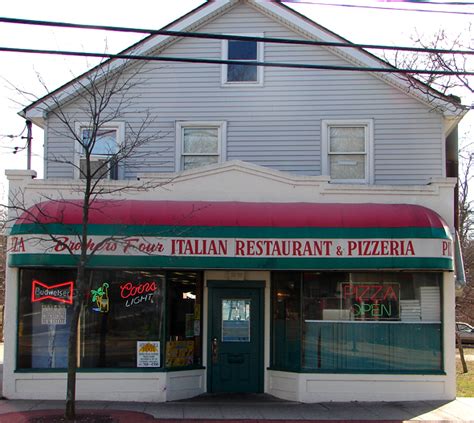four brothers pizza center moriches