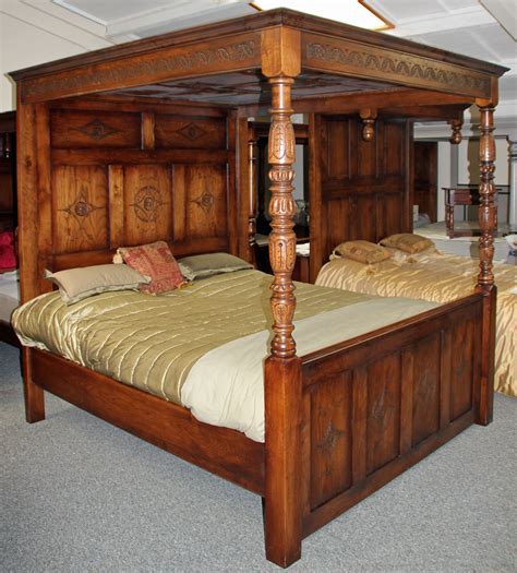Oak Four Poster Bed Titchmarsh & Goodwin