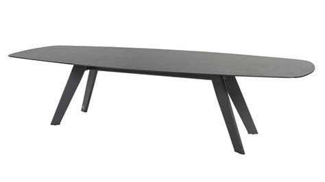 4 Seasons Outdoor Maison dreieckiger Tisch aus Teakholz Gartenmöbel