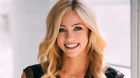 fox news host abby hornacek