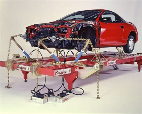 frame straightening machine