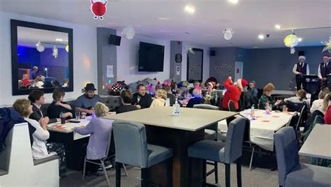 Frames Lounge Reviews