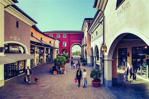 franciacorta outlet village indirizzo