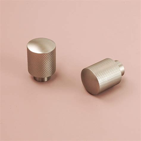 Franklin Knurled Button Knob - Brass