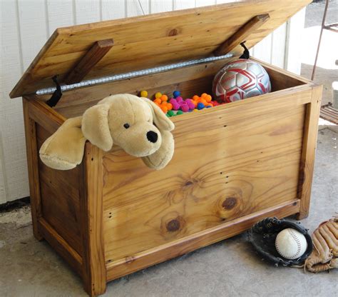 Farmhouse Style Toy Box / Blanket Chest DIY Projects kidstoychest