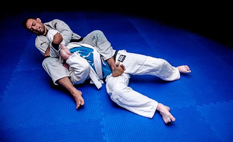 free brazilian jiu-jitsu techniques