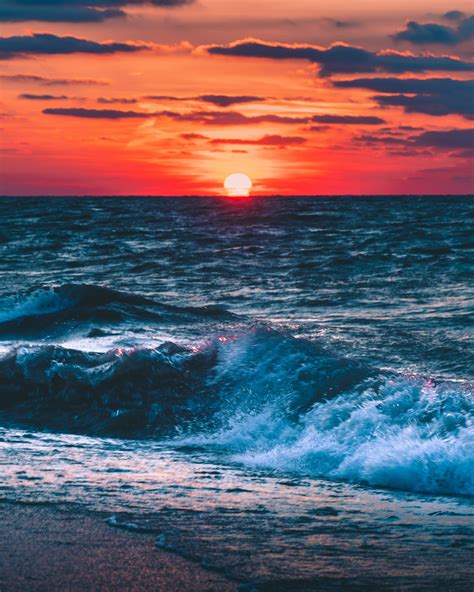 free photos of sunset on the ocean
