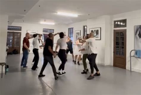 free salsa classes miami