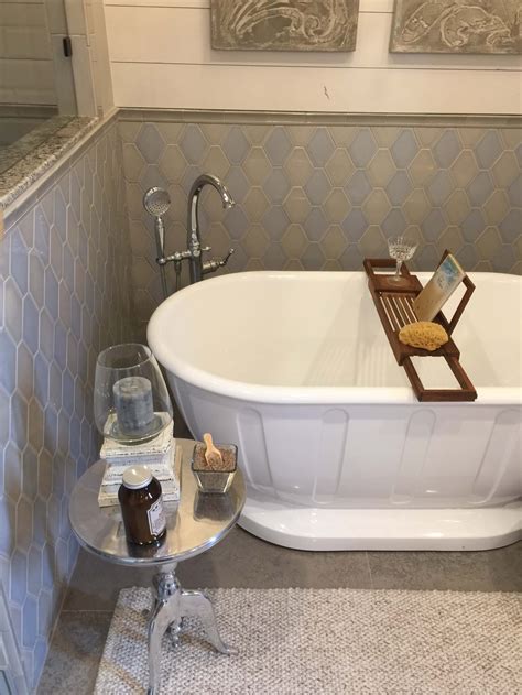 38 Amazing freestanding tubs for a bathroom spa sanctuary Small bathroom renovations, Bathroom