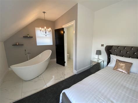 Picasso Stone Resin Freestanding Bath 1780 Bedroom with