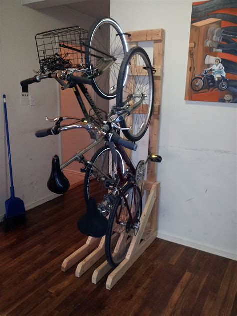 freestanding vertical bicycle storage rack