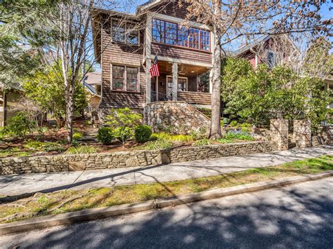 Freestone Properties Black Mountain