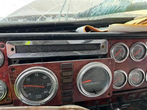 Freightliner Classic Temperature Gauge Bouncing