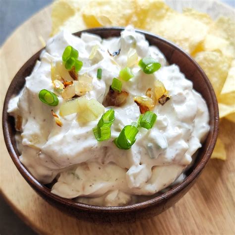french onion dip made with sour cream