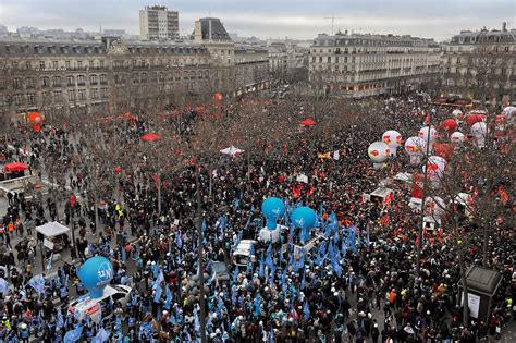 french retirement age protest