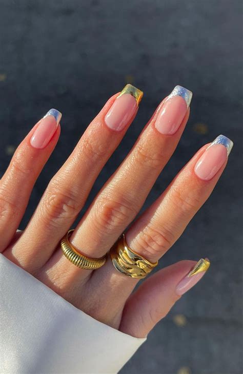 French Tip Nails Modern