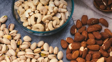 Freshen Nuts In Microwave