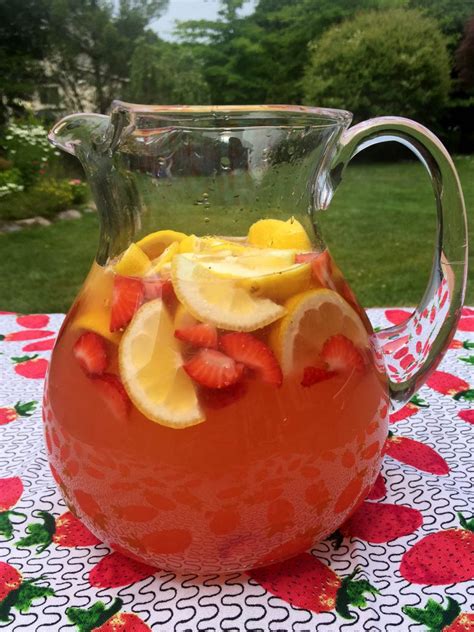 Freshly Squeezed Strawberry Lemonade