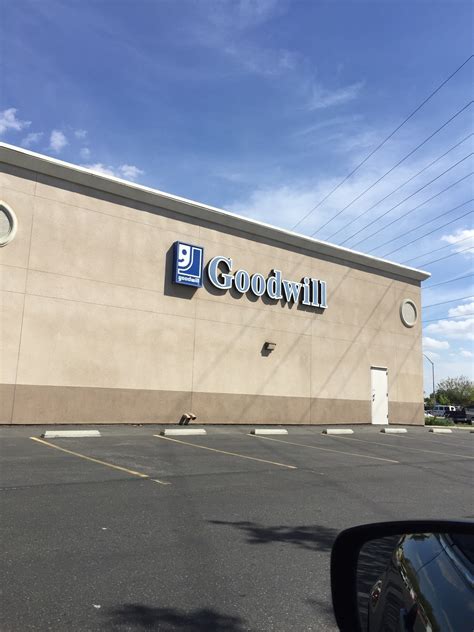 fresno goodwill