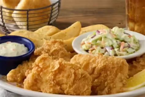 Friday Fish Fry At Cracker Barrel