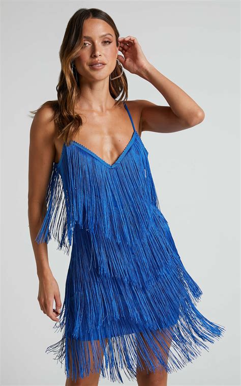 10 Trendy Fringe Dresses to Elevate Your Fashion Statement in 2021
