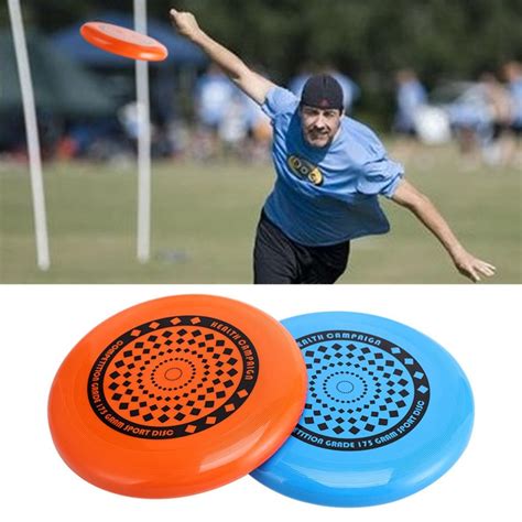 frisbee disk game