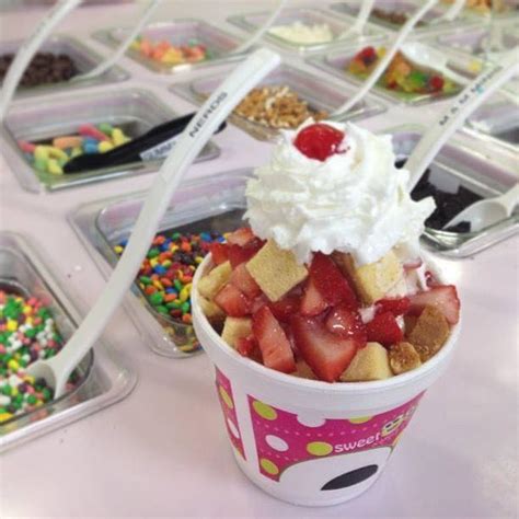 Frogger Frozen Yogurt