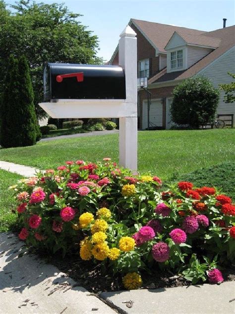 Best Stunning Mailbox Landscaping Designs (23) Mailbox landscaping