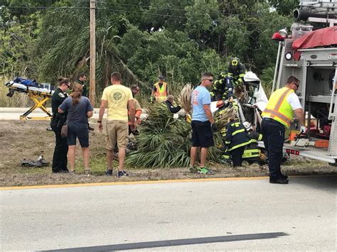 ft myers car crash