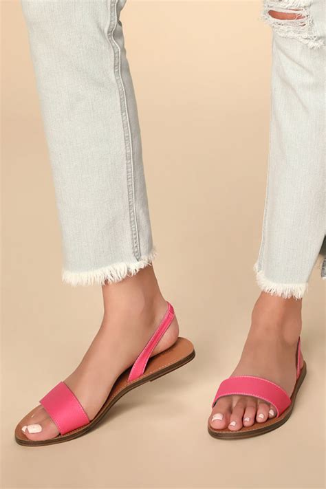 Buy Fuchsia Handcrafted Leather Sandals Online at