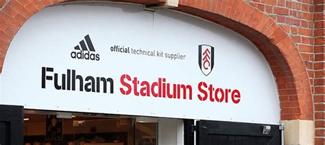 fulham fc shop opening times
