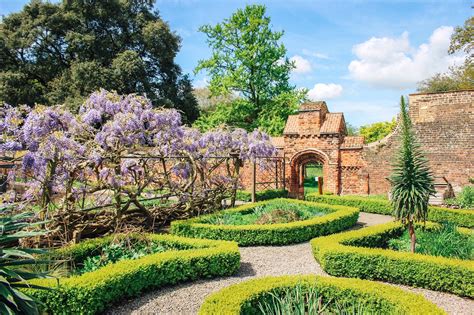 fulham palace and gardens