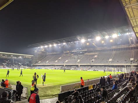 fulham stadium capacity