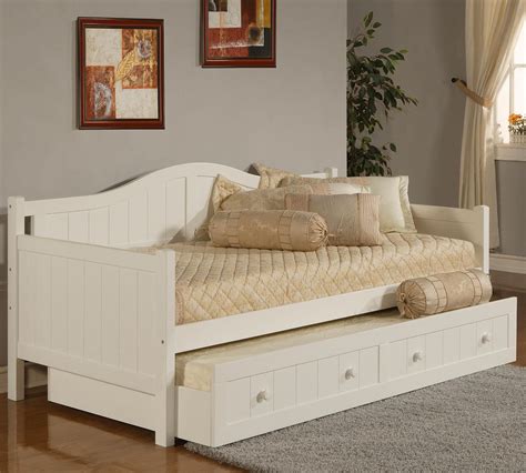 White Full Size Daybed