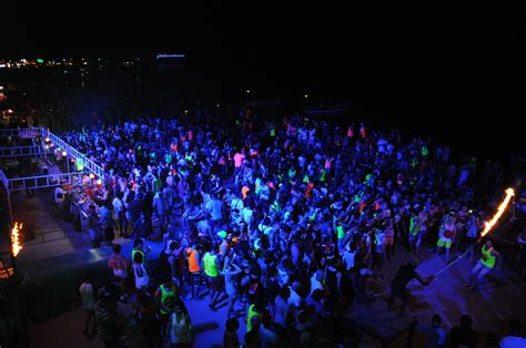 full moon party 2024 dates