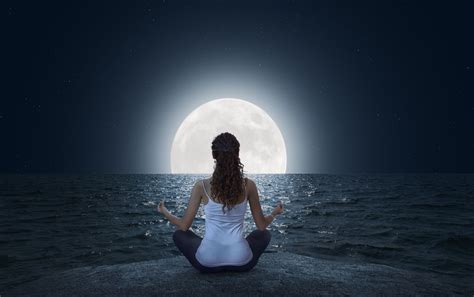 Full Moon Yoga