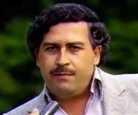 full name of pablo escobar