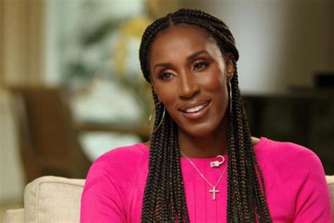 fun facts about lisa leslie