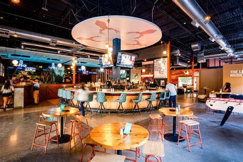 fun place to eat in san diego