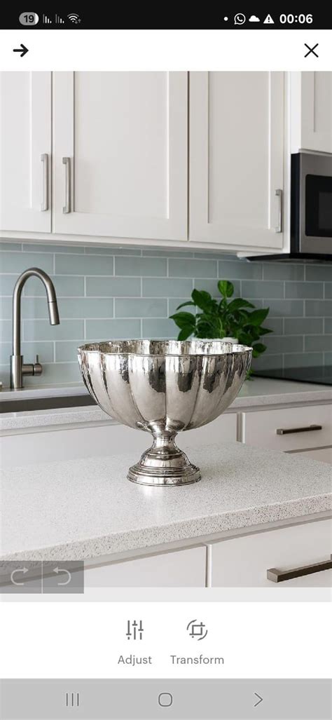 Functional Kitchen Decor With Space-Saving Storage - gambar utama