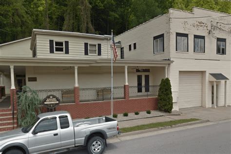 funeral homes in perry county ky