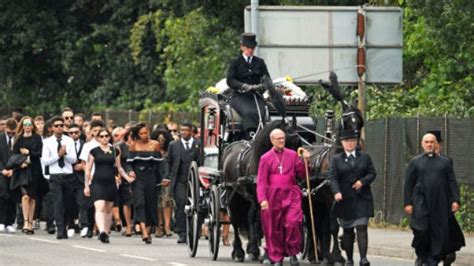 funerals in ipswich today