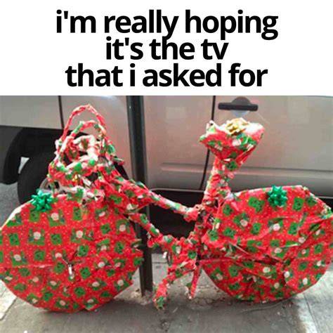 20 Hilarious Christmas Memes to Get You in the Holiday Spirit