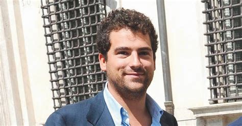 About Furbi Che La Sanno Lunga Latest