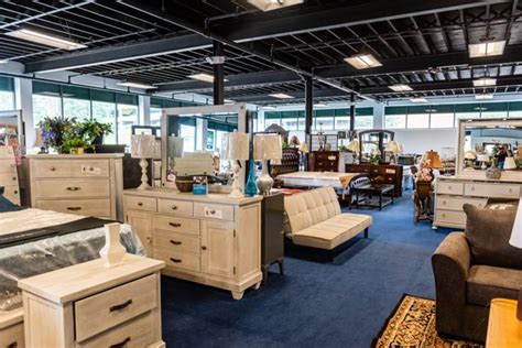 furniture manufacturers outlet store