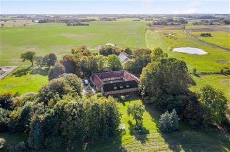 gårde til salg djursland