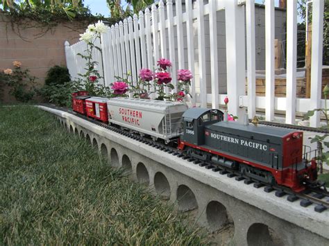 g scale garden railway